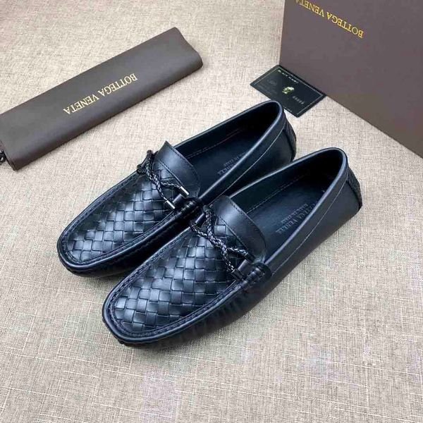 high-end luxury men's casual office leather shoes fashion brand classic men's shoes without lace-up cuff leather woven pattern upp
high-end luxury men's casual office leather shoes fashion brand classic men's shoes without lace-up cuff leather woven pattern upp