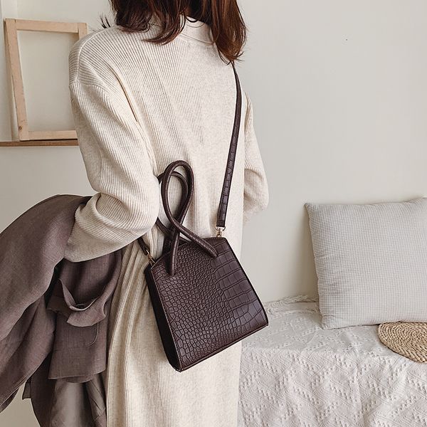 bolsos mujer аллигатор pattern crossbody сумка для женщин малого плеча сумка lady travel сумки и кошельки sac a main
bolsos mujer аллигатор pattern crossbody сумка для женщин малого плеча сумка lady travel сумки и кошельки sac a main