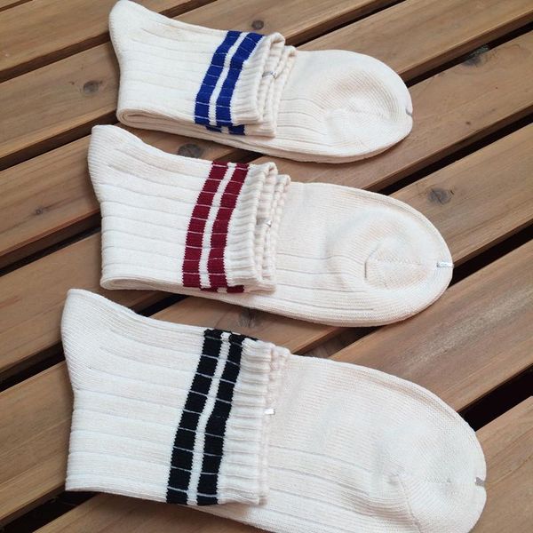 20ss fashion summer men socks male ankle socks street underwear stylist mens basketball sport socks for women ing, Black
20ss fashion summer men socks male ankle socks street underwear stylist mens basketball sport socks for women ing, Black