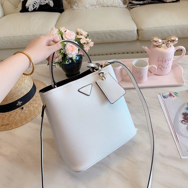 designer-fashion handbag shoulder bags designer handbags ladies cross body bag bucket bags ing
designer-fashion handbag shoulder bags designer handbags ladies cross body bag bucket bags ing