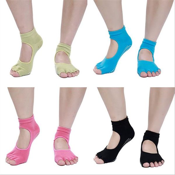 1 pair women sports yoga socks anti-slip quick-dry damping pilates ballet socks dance protector, Black
1 pair women sports yoga socks anti-slip quick-dry damping pilates ballet socks dance protector, Black