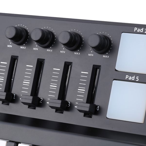 worlde panda midi keyboard portable mini 25-key usb keyboard and drum pad midi controller
worlde panda midi keyboard portable mini 25-key usb keyboard and drum pad midi controller