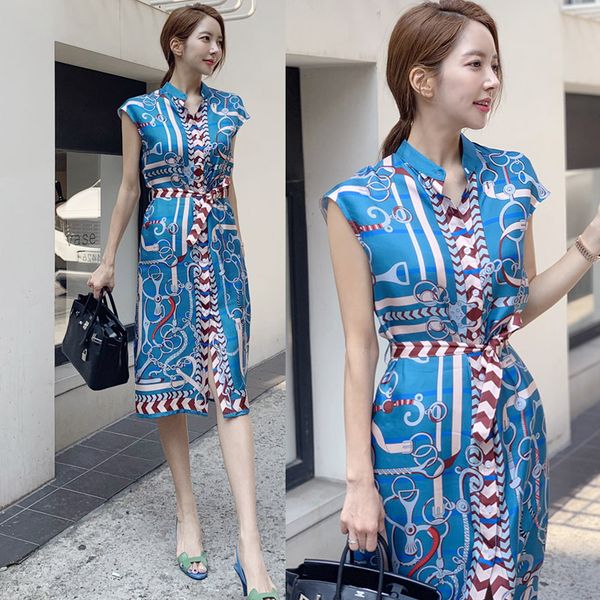 chinese style summer women elegant maxi single-breasted dress tank sleeveless stand neck knee dresses vintage vestidos 2020 fes, Black;gray
chinese style summer women elegant maxi single-breasted dress tank sleeveless stand neck knee dresses vintage vestidos 2020 fes, Black;gray
