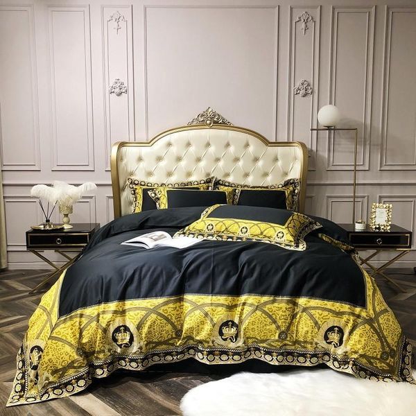 bedding sets 800tc cotton back gold crown patchwork duvet cover set soft bed sheet pillowcase king size jpcs
bedding sets 800tc cotton back gold crown patchwork duvet cover set soft bed sheet pillowcase king size jpcs