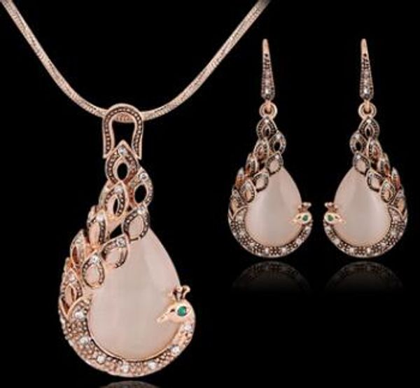 women elegant waterdrop rhinestone pendant necklace hook earrings jewelry set, Silver
women elegant waterdrop rhinestone pendant necklace hook earrings jewelry set, Silver