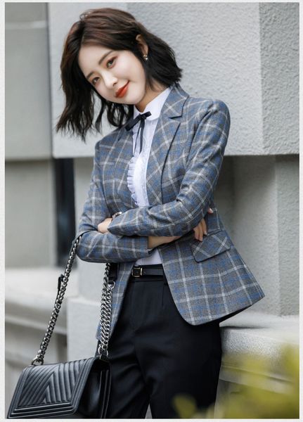 big yards small suit jacket female korean leisure fashion plaid short suit new winter suits of cultivate one's morality, White;black
big yards small suit jacket female korean leisure fashion plaid short suit new winter suits of cultivate one's morality, White;black