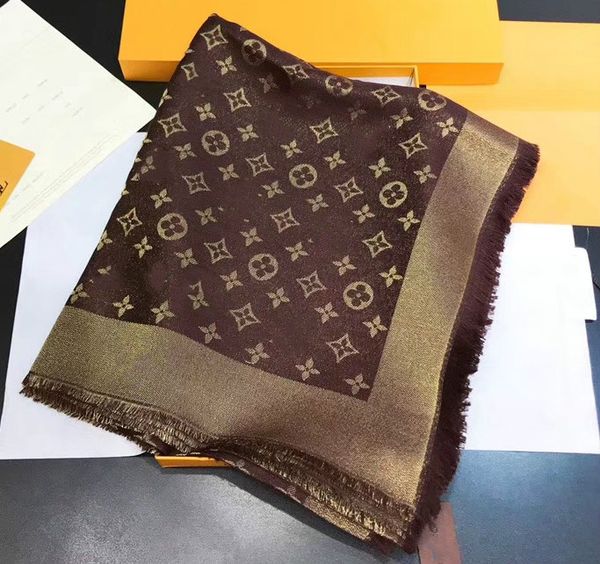 2020 new woman silk scarf fashion gold thread classic square women scarves for gift cashmere scarf 
2020 new woman silk scarf fashion gold thread classic square women scarves for gift cashmere scarf