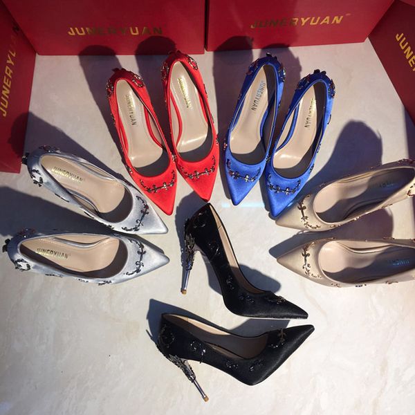luxury design lady wedding pumps silk pointed toe stiletto heel women shoes party prom dress single shoes, Black
luxury design lady wedding pumps silk pointed toe stiletto heel women shoes party prom dress single shoes, Black