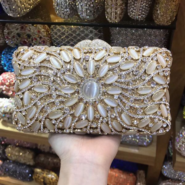 hollow out clear crystal clutch gold glitter evening bags women party dinner handbags hard case metal wedding bridal bags purses
hollow out clear crystal clutch gold glitter evening bags women party dinner handbags hard case metal wedding bridal bags purses