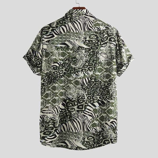 2020 summer men hawaiian shirt printed loose beach short sleeve button casual shirts streetwear breathable camisas hombre, White;black
2020 summer men hawaiian shirt printed loose beach short sleeve button casual shirts streetwear breathable camisas hombre, White;black