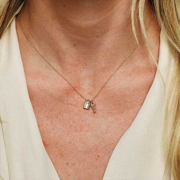 key lock pendant necklaces gold color clavicle chain necklace for women key padlock initial necklace collier jewelry, Silver
key lock pendant necklaces gold color clavicle chain necklace for women key padlock initial necklace collier jewelry, Silver
