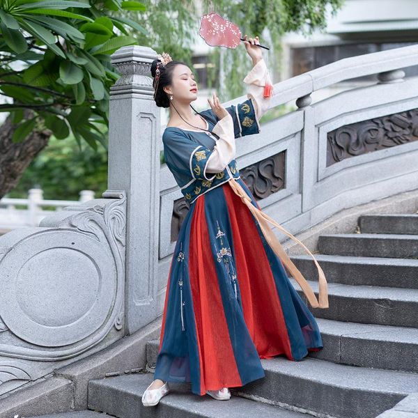 new style han dynasty industrial embroidery mock two-piece + chinese clothing jacket skirt big skirt two-piece set, Black;red
new style han dynasty industrial embroidery mock two-piece + chinese clothing jacket skirt big skirt two-piece set, Black;red