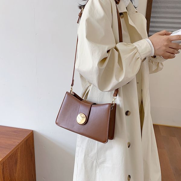 2019 new fashion leather bag casual wild bag shoulder messenger women crossbody bags satchel small square messenger
2019 new fashion leather bag casual wild bag shoulder messenger women crossbody bags satchel small square messenger