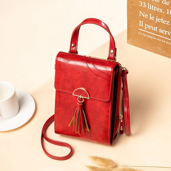 bag women 2020 new fashion women's fringe oil wax leather messenger bag portable single shoulder mobile phone
bag women 2020 new fashion women's fringe oil wax leather messenger bag portable single shoulder mobile phone