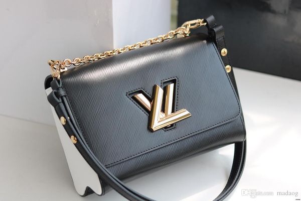 19fw 2020 плед небольшой бахромой вышивка клатчи женщины crossbody черный мешок стеганые лоскут сумка женщины messenger цепи кисточкой сумка
19fw 2020 плед небольшой бахромой вышивка клатчи женщины crossbody черный мешок стеганые лоскут сумка женщины messenger цепи кисточкой сумка