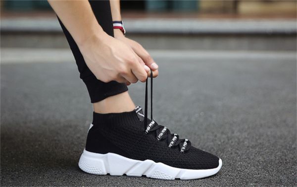 wholesale with box fly woven breathable chaussures fashion designer shoes trainers white black sneakers men running shoes
wholesale with box fly woven breathable chaussures fashion designer shoes trainers white black sneakers men running shoes