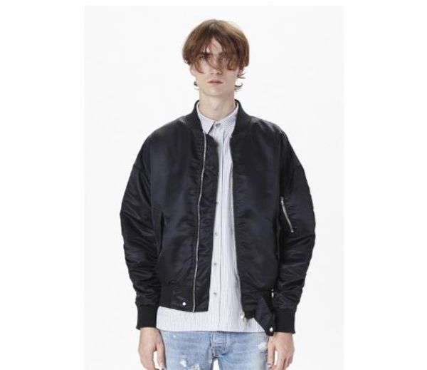 fear of god ma1 jacket rihanna bieber with the same drop shoulder cut rubber sleeves jacket loose young pop jacket, Black;brown
fear of god ma1 jacket rihanna bieber with the same drop shoulder cut rubber sleeves jacket loose young pop jacket, Black;brown