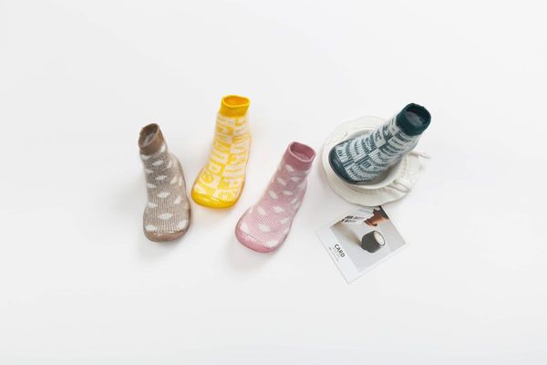 baby socks with rubber soles autumn winter shoes infant sock baby steps anti-slip leather kids floor socks slippers
baby socks with rubber soles autumn winter shoes infant sock baby steps anti-slip leather kids floor socks slippers