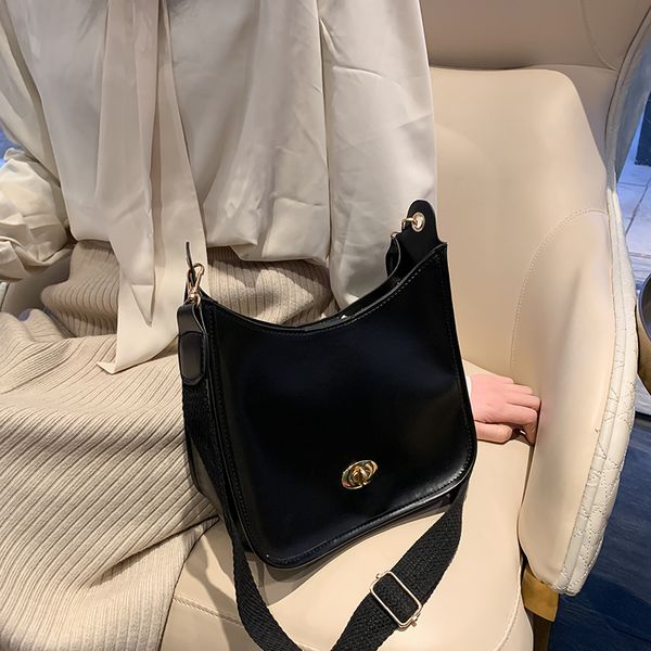 new stone pattern mini crossbody bags for women quality pu leather ladies handbags lock shoulder messenger bag black
new stone pattern mini crossbody bags for women quality pu leather ladies handbags lock shoulder messenger bag black