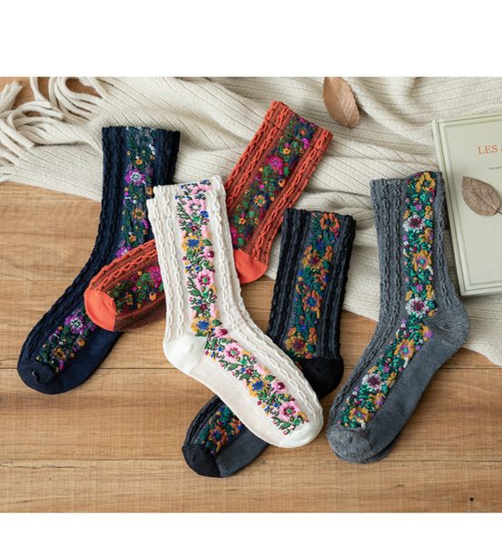womens designer retro ethnic style pattern socks mid-length personality cotton socks girls brand sock floral 2020 new fashion trend, Black;white
womens designer retro ethnic style pattern socks mid-length personality cotton socks girls brand sock floral 2020 new fashion trend, Black;white