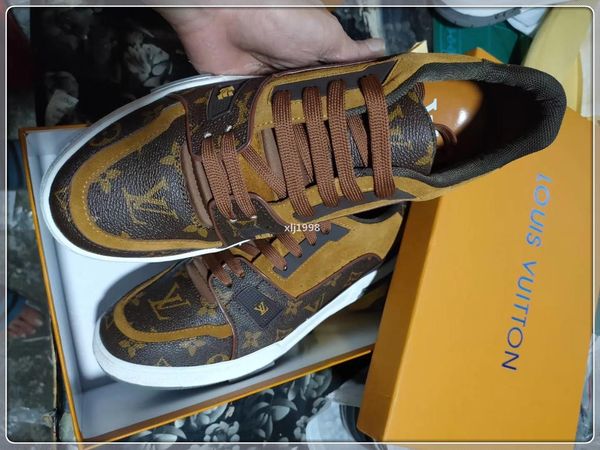 33s роскошный дизайнер louis vuitton LV GUCCI GG роскошные мужские плоские кроссовки мода зашнуровать мужская обувь спорт
33s роскошный дизайнер louis vuitton LV GUCCI GG роскошные мужские плоские кроссовки мода зашнуровать мужская обувь спорт