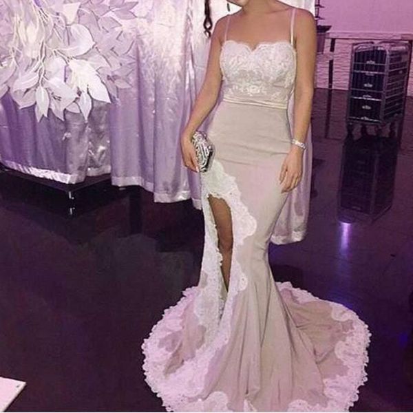 high slit mermaid prom dresses plus size spaghetti straps lace applique open back dresses evening wear vestidos de festia formal long, Black;red
high slit mermaid prom dresses plus size spaghetti straps lace applique open back dresses evening wear vestidos de festia formal long, Black;red