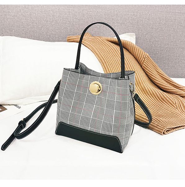 plaid women messenger bucket bags good quality women shoulder bag ladies small clutches women cross body bags jindaizi /12
plaid women messenger bucket bags good quality women shoulder bag ladies small clutches women cross body bags jindaizi /12
