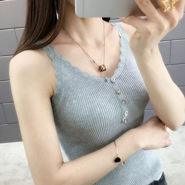 fashion new 2019 spring and summer iced lace button knit tank knit tank and solid color vest, Black;white
fashion new 2019 spring and summer iced lace button knit tank knit tank and solid color vest, Black;white