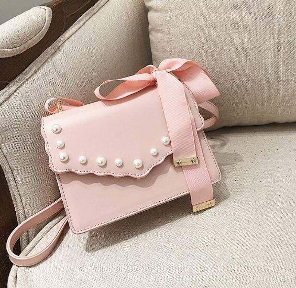 girl style foreign women's bag 2019 new wave korean version of the wild messenger bag small fresh shoulder fashion small square bag
girl style foreign women's bag 2019 new wave korean version of the wild messenger bag small fresh shoulder fashion small square bag