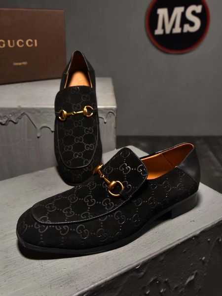 2019ll luxury designer studded spikes sneakers men women casual shoes black party lovers rhinestones leather spikes glitter red bottom
2019ll luxury designer studded spikes sneakers men women casual shoes black party lovers rhinestones leather spikes glitter red bottom