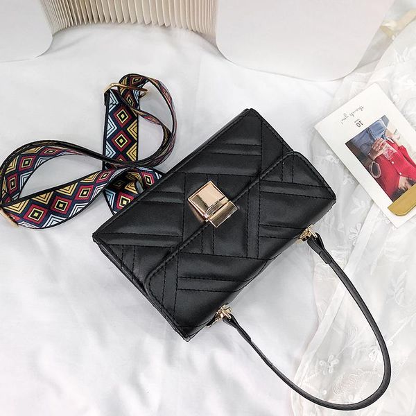 designer-new fashion small flap bag lady shoulder bag wide shoulder strap women messenger bags handbags designer handbag baoxiansheng/12
designer-new fashion small flap bag lady shoulder bag wide shoulder strap women messenger bags handbags designer handbag baoxiansheng/12