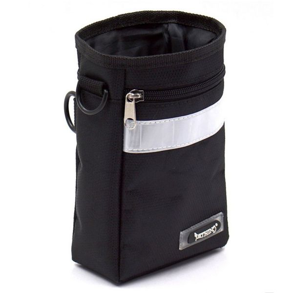 pet dog training snack bags dogs food bag cylinder style convenience carry to taining feeder dogs
pet dog training snack bags dogs food bag cylinder style convenience carry to taining feeder dogs