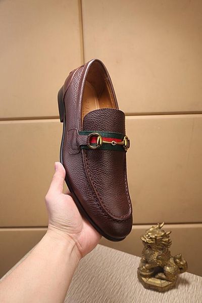 Лучший топ мужские туфли итальянский роскошный кожаный дизайнер классический св
Лучший топ мужские туфли итальянский роскошный кожаный дизайнер классический св