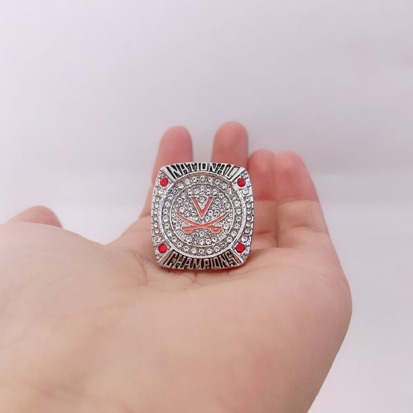 virginia 2019 cavalier s men's college basketball championship ring christmas fan men gift wholesale 2019 drop shipping, Golden;silver
virginia 2019 cavalier s men's college basketball championship ring christmas fan men gift wholesale 2019 drop shipping, Golden;silver
