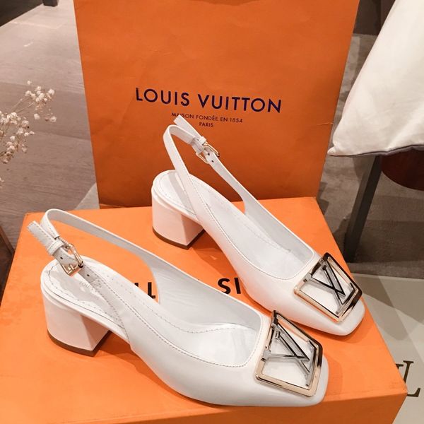 2020 latest style fashion luxury casual sports low-shoes jogging shoes basketball women high heels white 35-40, Black
2020 latest style fashion luxury casual sports low-shoes jogging shoes basketball women high heels white 35-40, Black