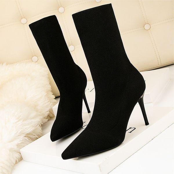 stretch knitted socks boots women slim leg slip on thin high heels botas pointed toe solid fabric mid-calf botines mujer, Black
stretch knitted socks boots women slim leg slip on thin high heels botas pointed toe solid fabric mid-calf botines mujer, Black