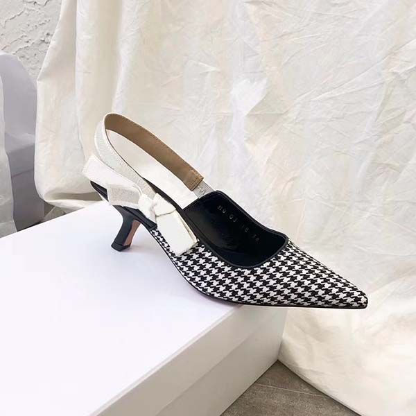 superior quality 2020 spring ribbon high heels star shoes european brand designer leather sole comfortable perfect dress shoes, Black
superior quality 2020 spring ribbon high heels star shoes european brand designer leather sole comfortable perfect dress shoes, Black