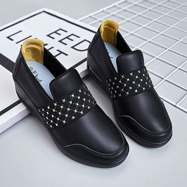 women thick bottom swaying shoes elastic leisure walking shoes damping sneakers 2019 spring autumn new dot decoration pump, Black
women thick bottom swaying shoes elastic leisure walking shoes damping sneakers 2019 spring autumn new dot decoration pump, Black