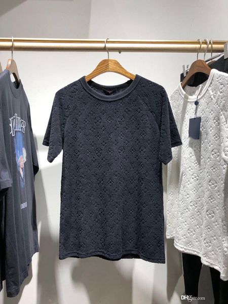 19 italy new men high grade velvet t hirt luxury u ize top men de igner comfortably and oft t hirt zdl887890
19 italy new men high grade velvet t hirt luxury u ize top men de igner comfortably and oft t hirt zdl887890