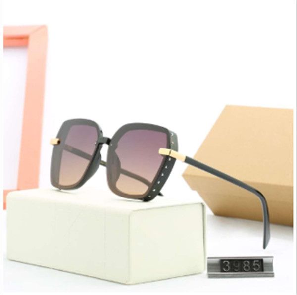 luxury ladies sunglasses designer sunglasses ladies fashion goggles glasses uv400 d 3985 5 color options with boxes, White;black
luxury ladies sunglasses designer sunglasses ladies fashion goggles glasses uv400 d 3985 5 color options with boxes, White;black