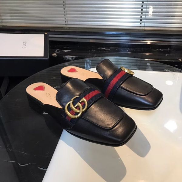 2020 platform leather metal buckle slippers casual flat sandals comfortable casual shoes red bottom dhl 06
2020 platform leather metal buckle slippers casual flat sandals comfortable casual shoes red bottom dhl 06