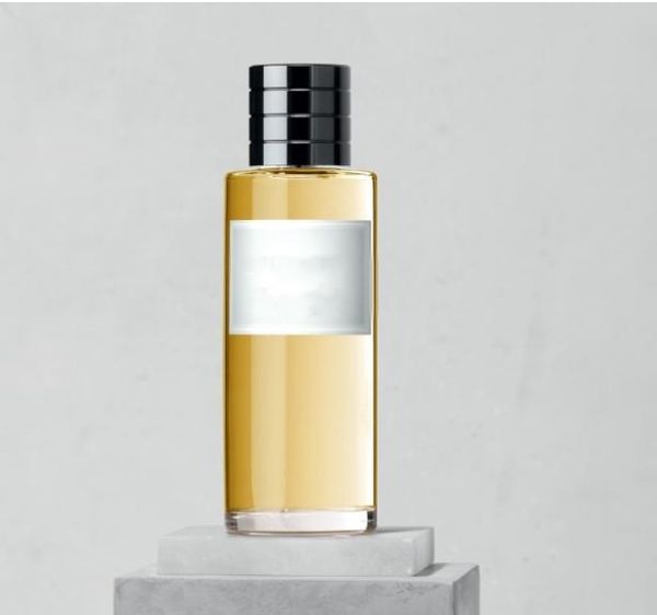 Classic fashion ladies fragrance, 3.4 ounce spray EDP perfume, 125ML durable high quality perfume, fast free shipping. 
Classic fashion ladies fragrance, 3.4 ounce spray EDP perfume, 125ML durable high quality perfume, fast free shipping.