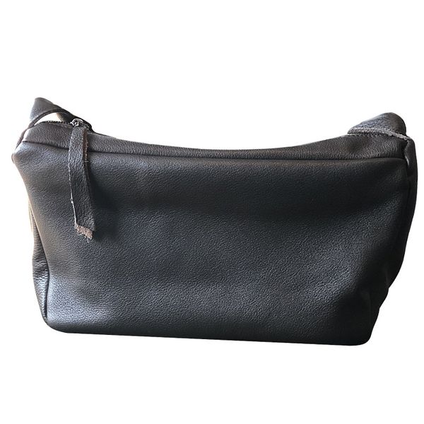 autumn and winter korean large capacity single shoulder bag women's leather new layer leather large bag soft leather messenger bag
autumn and winter korean large capacity single shoulder bag women's leather new layer leather large bag soft leather messenger bag