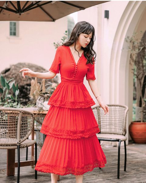 2020 a line red summert runway pleated dress women vintage lace chiffon patchwork v-neck short sleeve dress, Black;gray
2020 a line red summert runway pleated dress women vintage lace chiffon patchwork v-neck short sleeve dress, Black;gray
