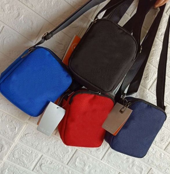 Mens Shoulder Bag Designer Handbags Luxury Cross Body Bag for Women Fashion Tide with Letter Muti Color Available New Hot
Mens Shoulder Bag Designer Handbags Luxury Cross Body Bag for Women Fashion Tide with Letter Muti Color Available New Hot