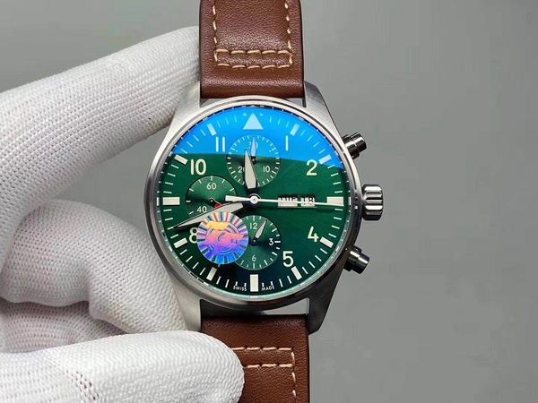 43mm men watch wristwatch chronograph 377713 stainless steel zf green dial brown leather strap 7750 automatic, Slivery;brown
43mm men watch wristwatch chronograph 377713 stainless steel zf green dial brown leather strap 7750 automatic, Slivery;brown