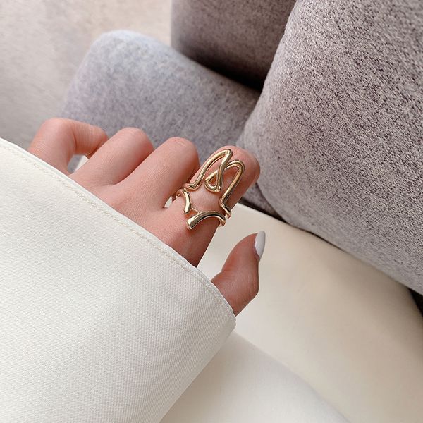 cluster rings srcoi simple personality retro geometric ring art hollow portrait shape metal open figure twist minimalist female jewelry, Golden;silver
cluster rings srcoi simple personality retro geometric ring art hollow portrait shape metal open figure twist minimalist female jewelry, Golden;silver