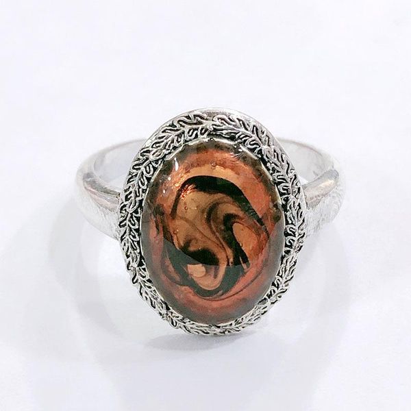 2020 new retro pattern brown colored glaze european and american fashion wave of men and women ring ring wholesale, Golden;silver
2020 new retro pattern brown colored glaze european and american fashion wave of men and women ring ring wholesale, Golden;silver