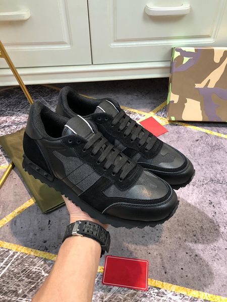 luxury men women designer shoes sneakers runner leopard black white suede leather women trainers shoes
luxury men women designer shoes sneakers runner leopard black white suede leather women trainers shoes