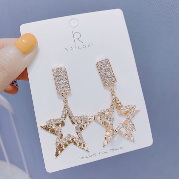 korean fashion exaggerated metal hollow rhinestones pentagram silver needle earrings temperament ladies exquisite jewelry
korean fashion exaggerated metal hollow rhinestones pentagram silver needle earrings temperament ladies exquisite jewelry